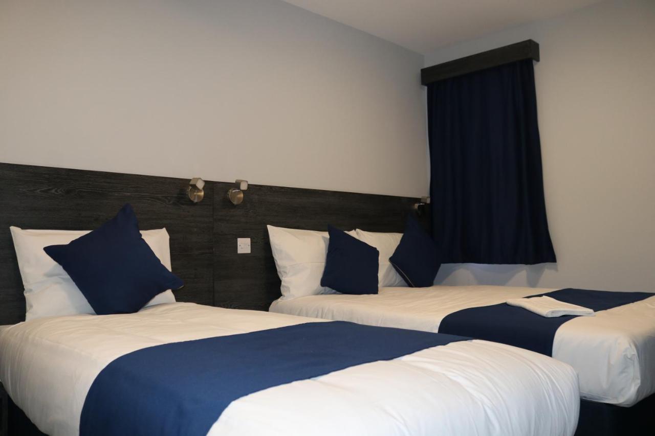 Blue Sapphire Hotel Илфорд Экстерьер фото