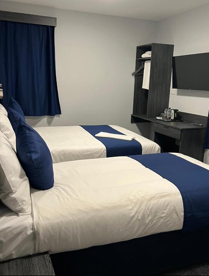 Blue Sapphire Hotel Илфорд Экстерьер фото